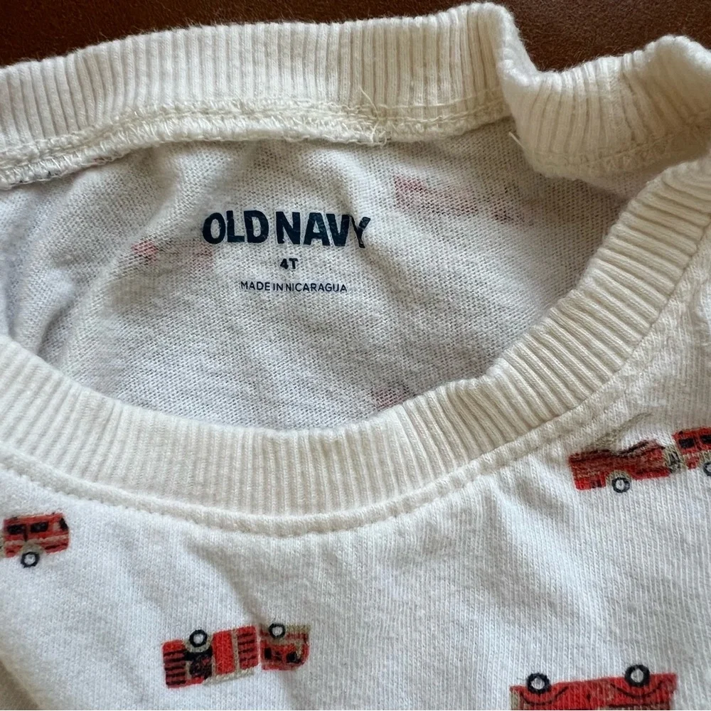 OLD NAVY Fire Engine & Smiley Face Cotton Tee Bundle, 4T